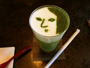 抹茶カフェラテ