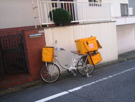 オレンジの自転車